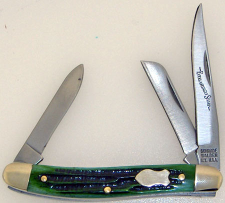 pocket knife Three blades folding green handle pocket knife.